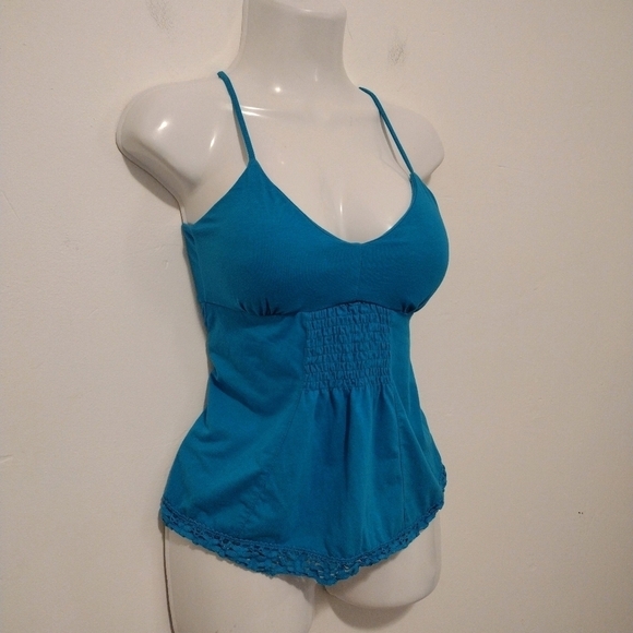 Planet Gold - Spaghetti Straps Padded Crop Top - Picture 4 of 10